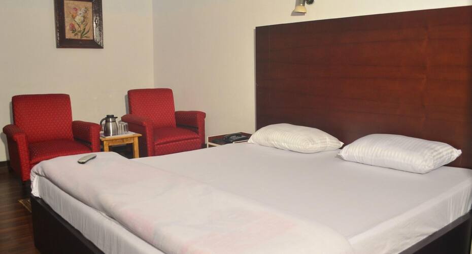 Hotel Ashiana, Siliguri 4